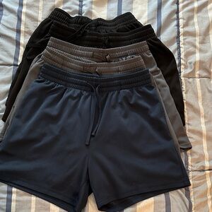 Tek Gear Above the Knee Mesh Active Shorts with Drawstring and Pockets.